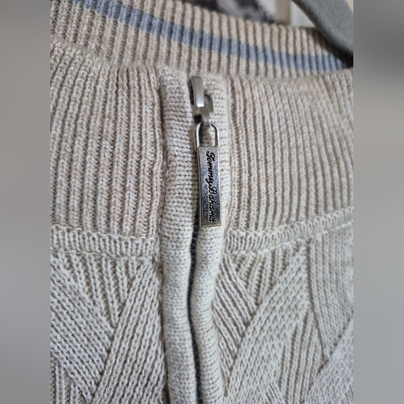 Tommy Bahama Men's Cream Sweater - Picture 2 of 8